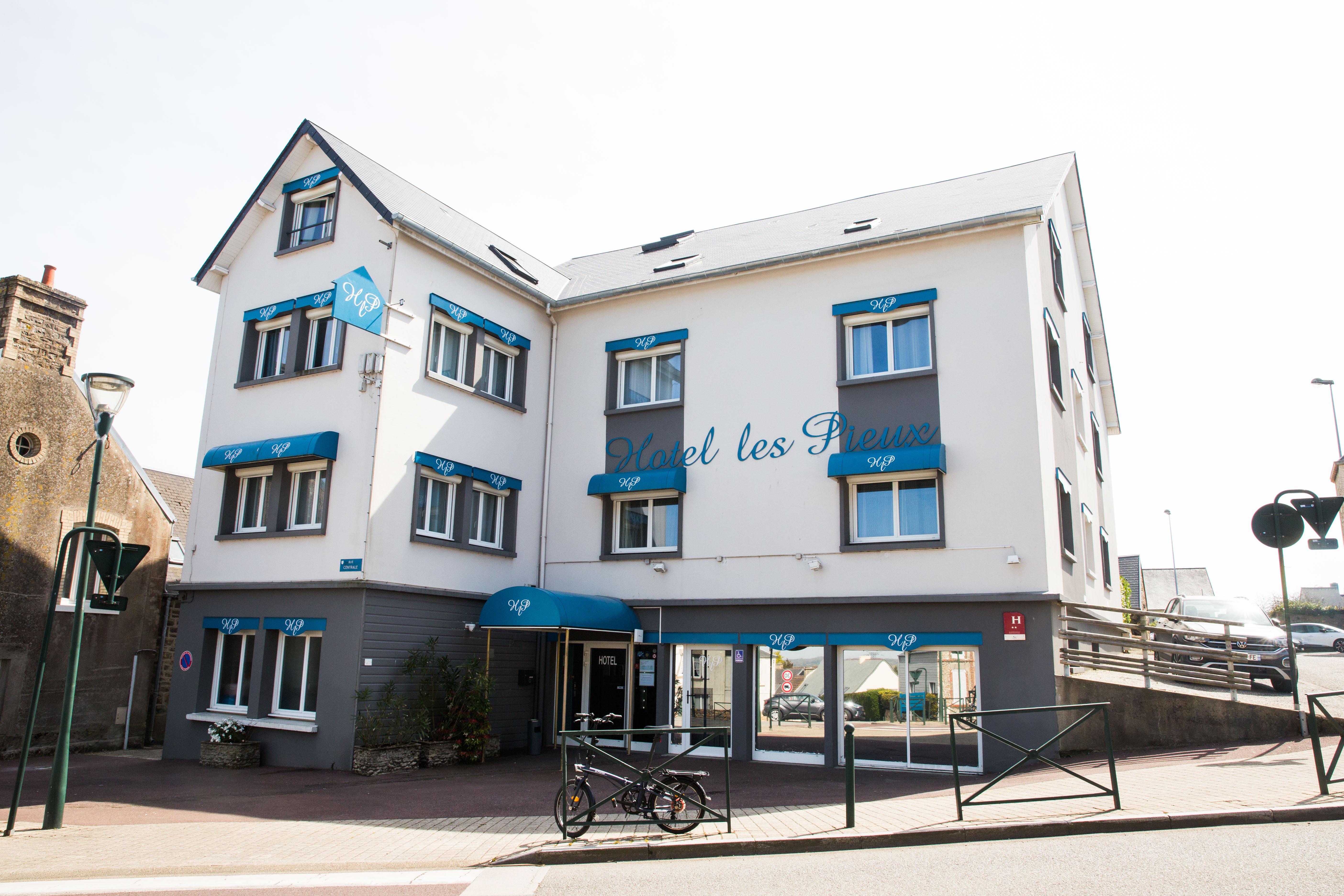 Hôtel Les Pieux En Cotentin Exterior foto